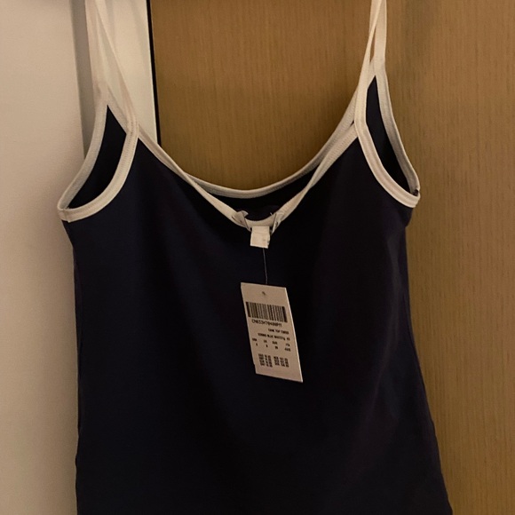 subdued two tone tank top - Picture 3 of 3